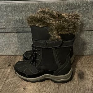 Clark’s Soft Cushion Winter Boots